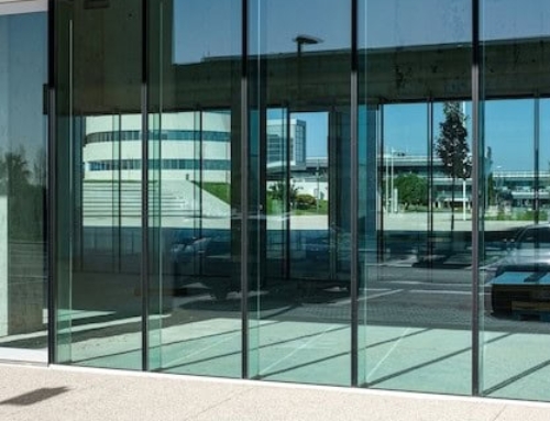 Maximizing Natural Light: The Benefits of Floor-to-Ceiling Storefront Glass